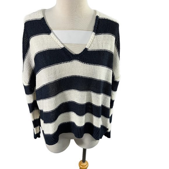 H&M Blue Cream Striped Knit V‎ Neck Sweater (S) - Picture 8 of 8